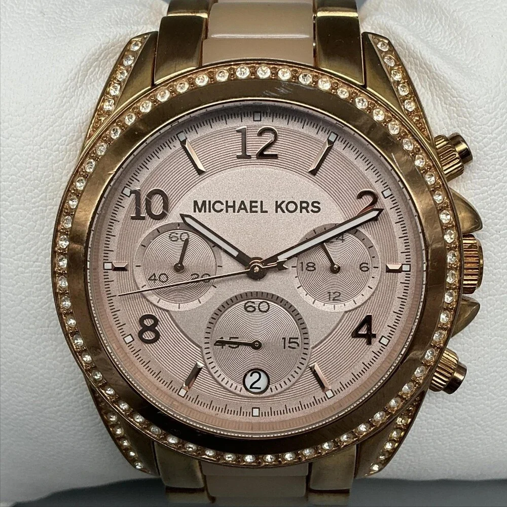Michael Kors MK-5943 Womens Watch 39mm Gold Tone Chronograph New Battery 5.75